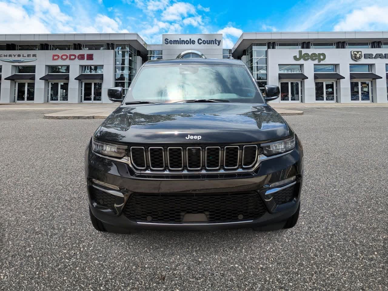 Thumbnail: 2025 Jeep Grand Cherokee - 3
