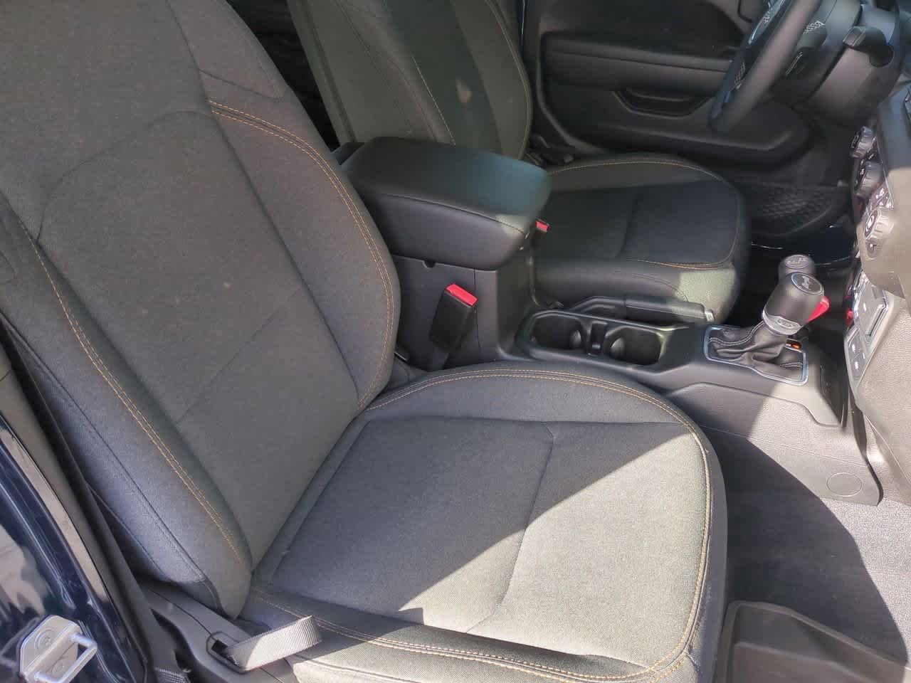 Thumbnail: 2025 Jeep Wrangler - 22