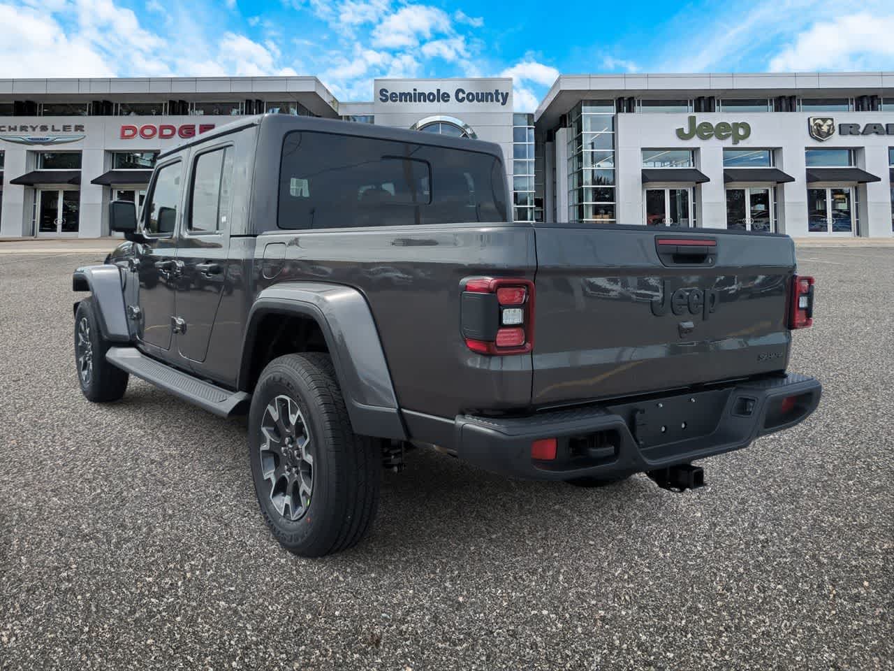 Thumbnail: 2026 Jeep Gladiator - 6