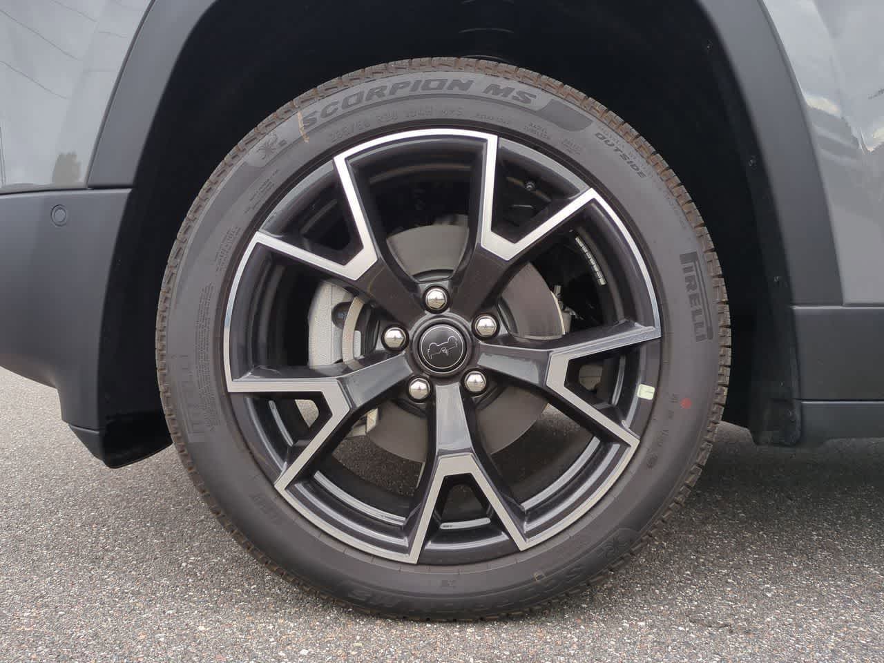 Thumbnail: 2026 Jeep Cherokee - 14