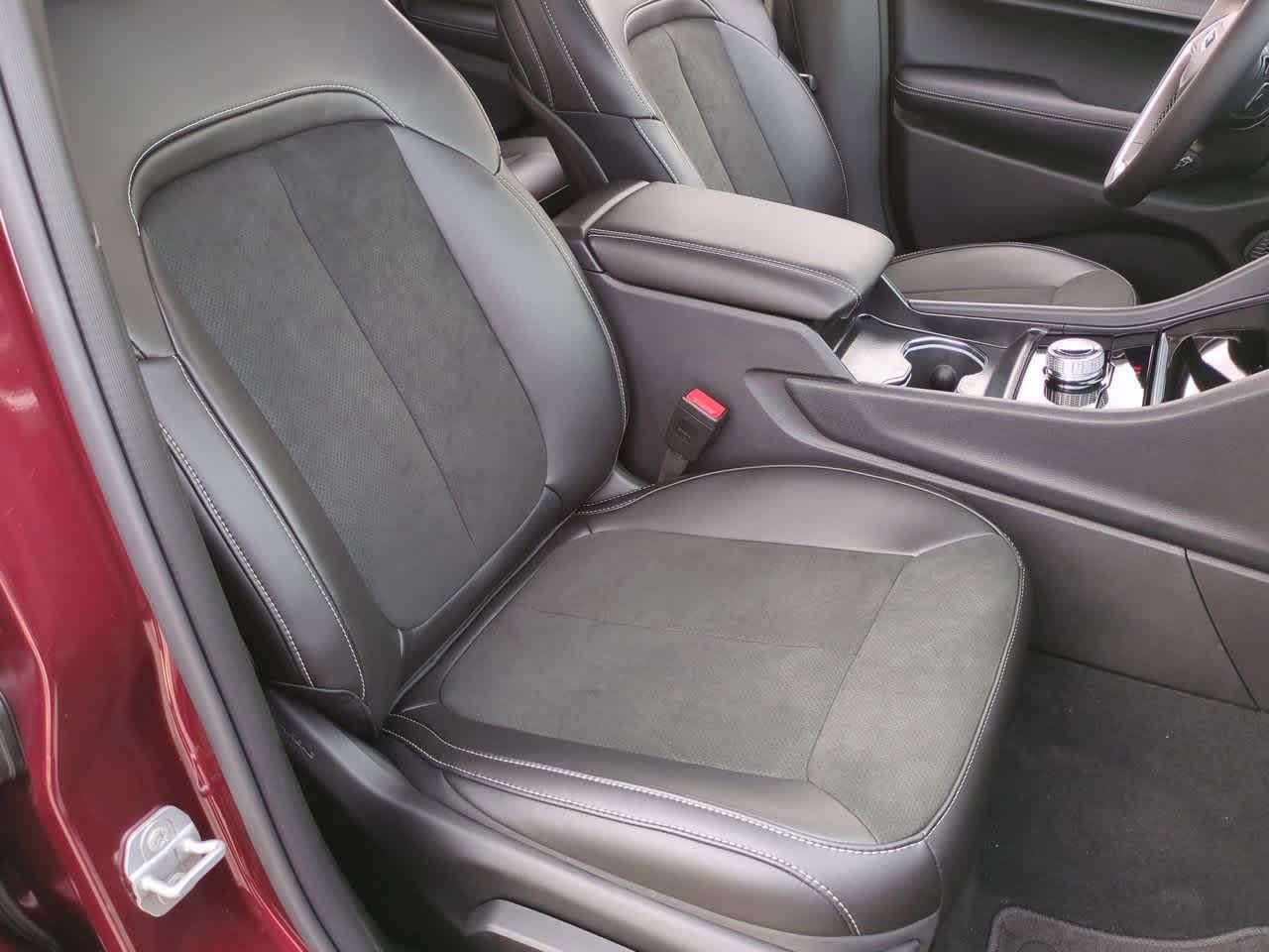 Thumbnail: 2025 Jeep Grand Cherokee - 23