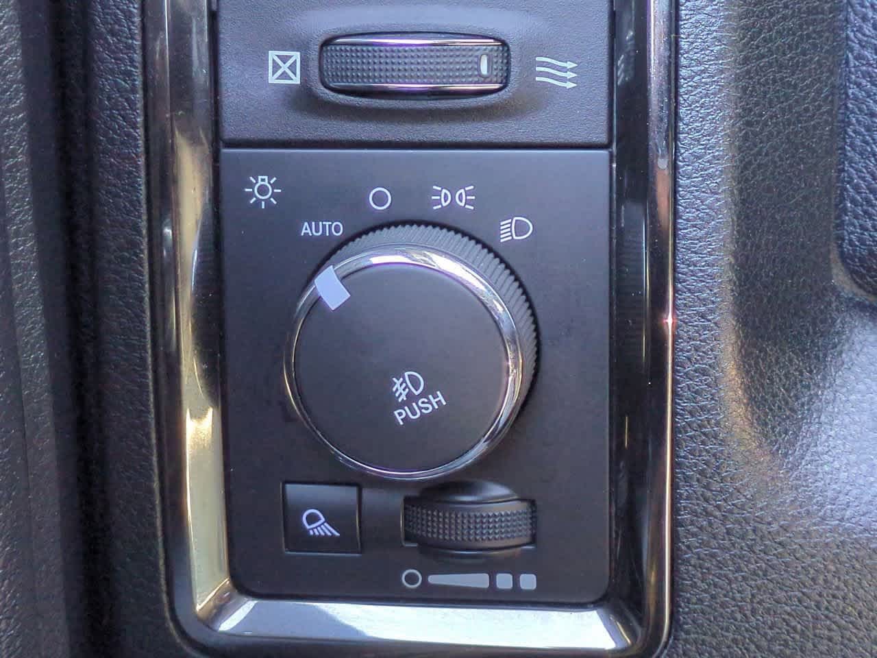 Thumbnail: 2014 RAM 1500 - 17