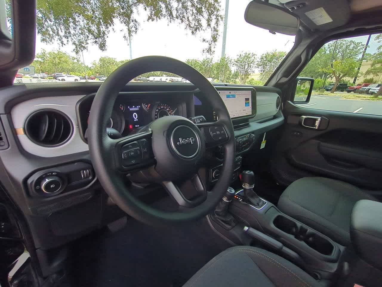 Thumbnail: 2025 Jeep Wrangler - 10
