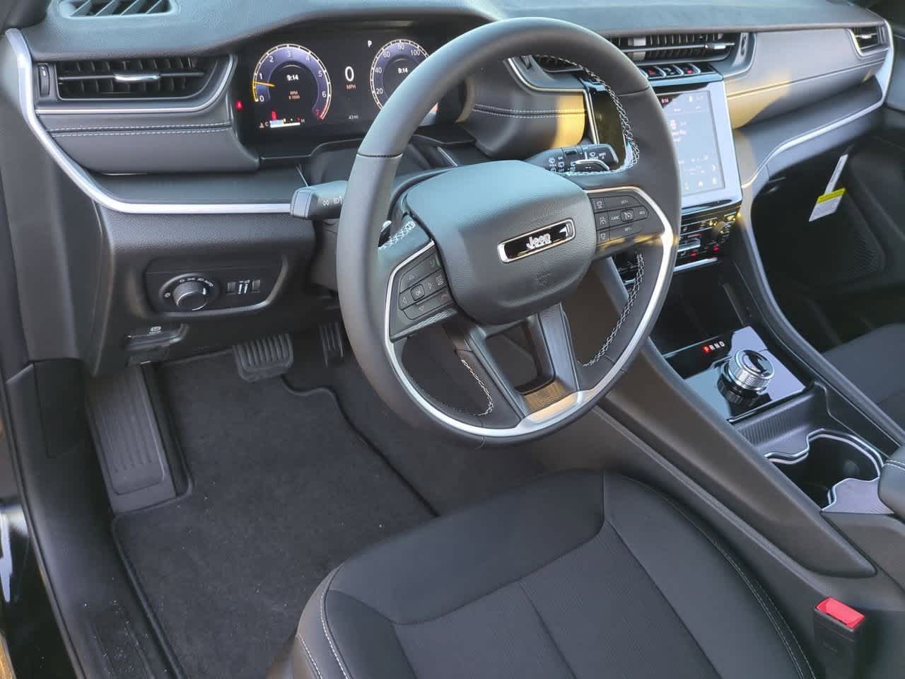 Thumbnail: 2025 Jeep Grand Cherokee L - 10