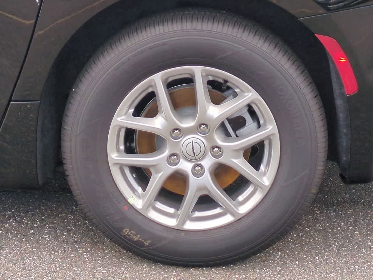 Thumbnail: 2026 Chrysler Pacifica - 14