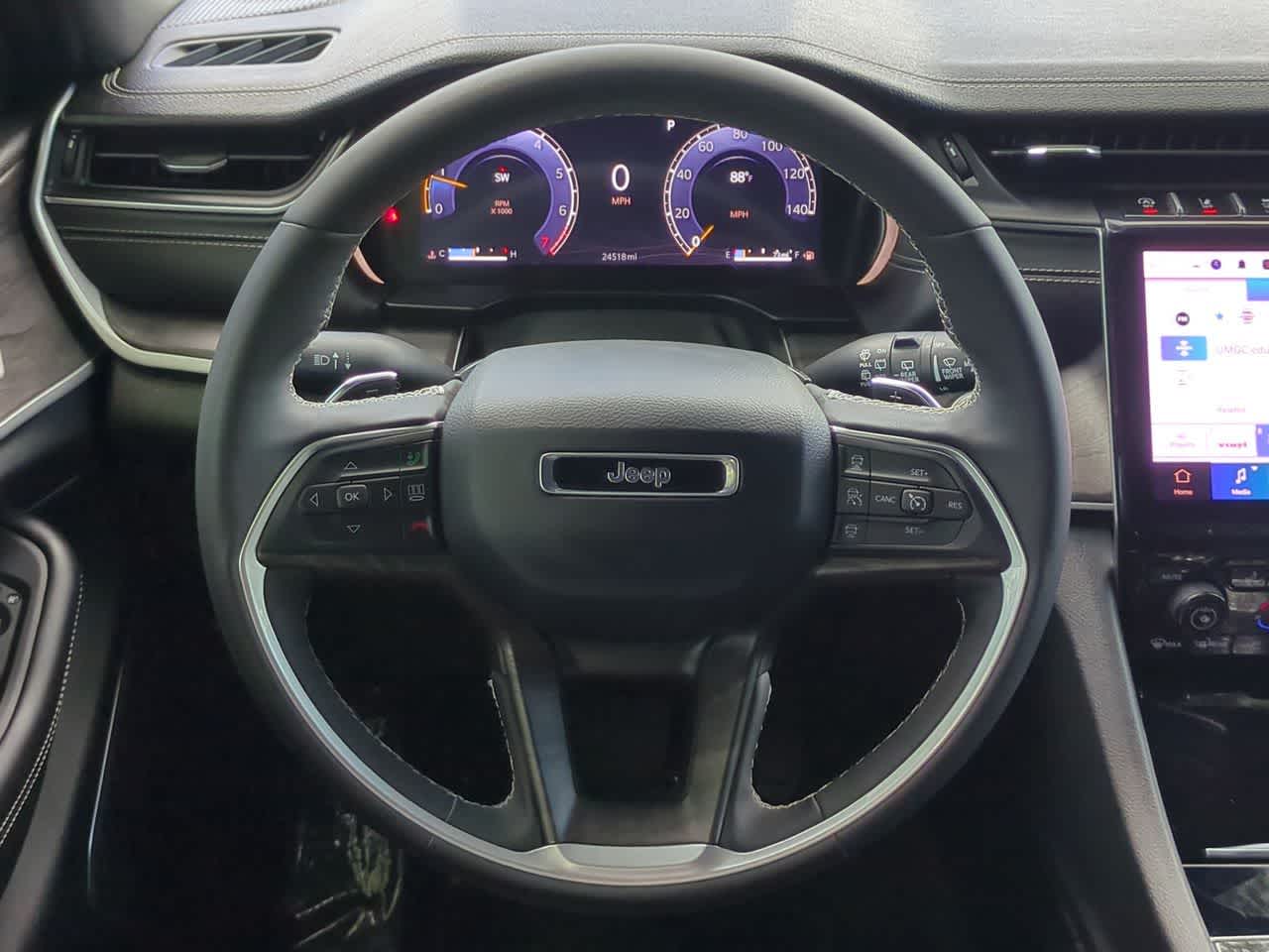 Thumbnail: 2025 Jeep Grand Cherokee - 23