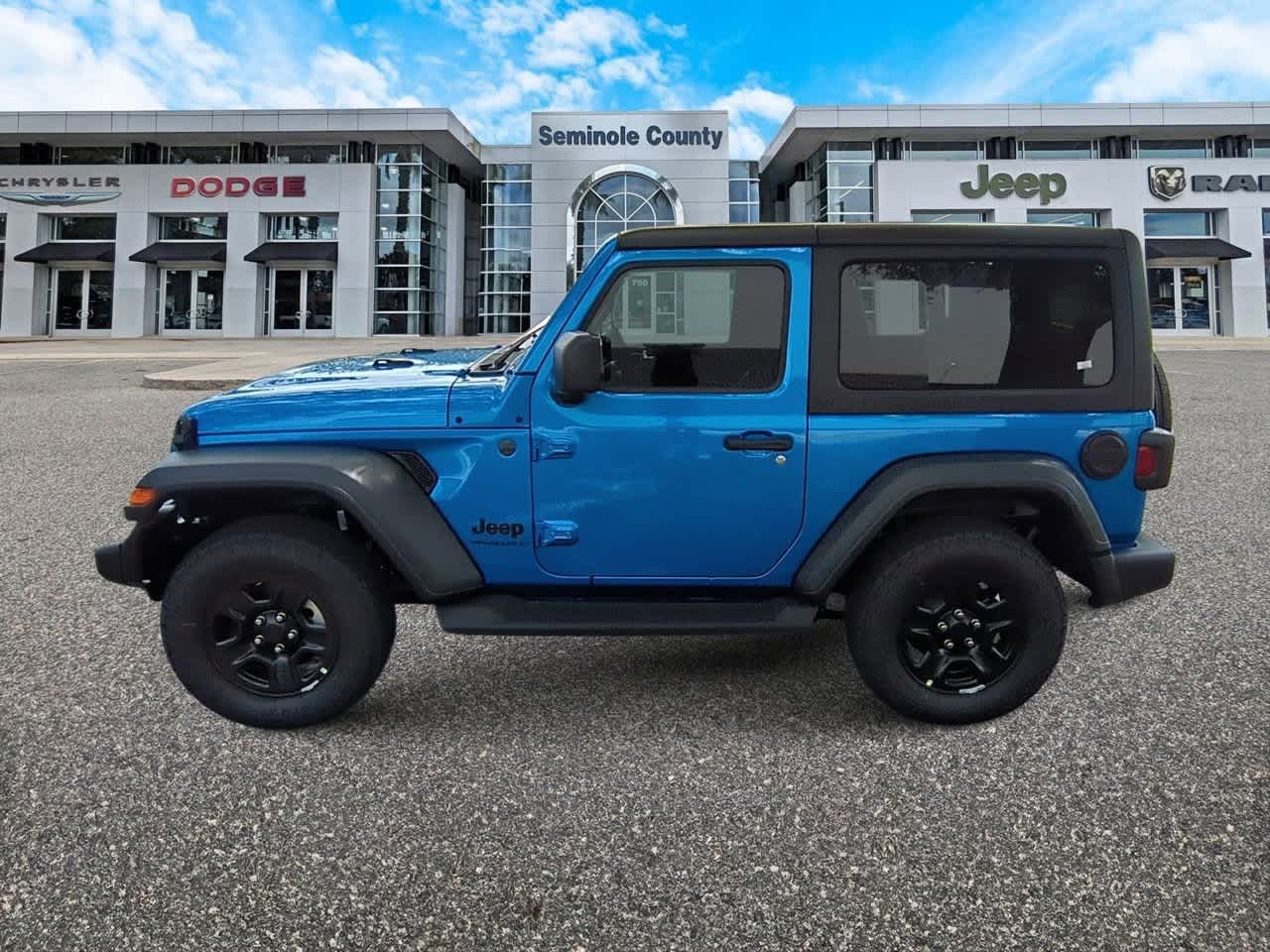 Thumbnail: 2025 Jeep Wrangler - 5