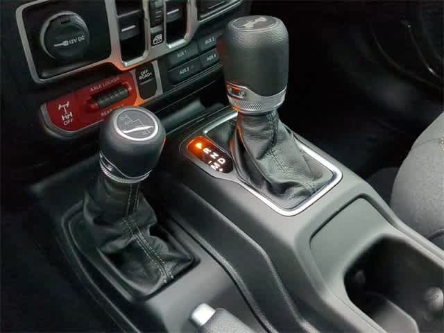 Thumbnail: 2025 Jeep Wrangler - 30