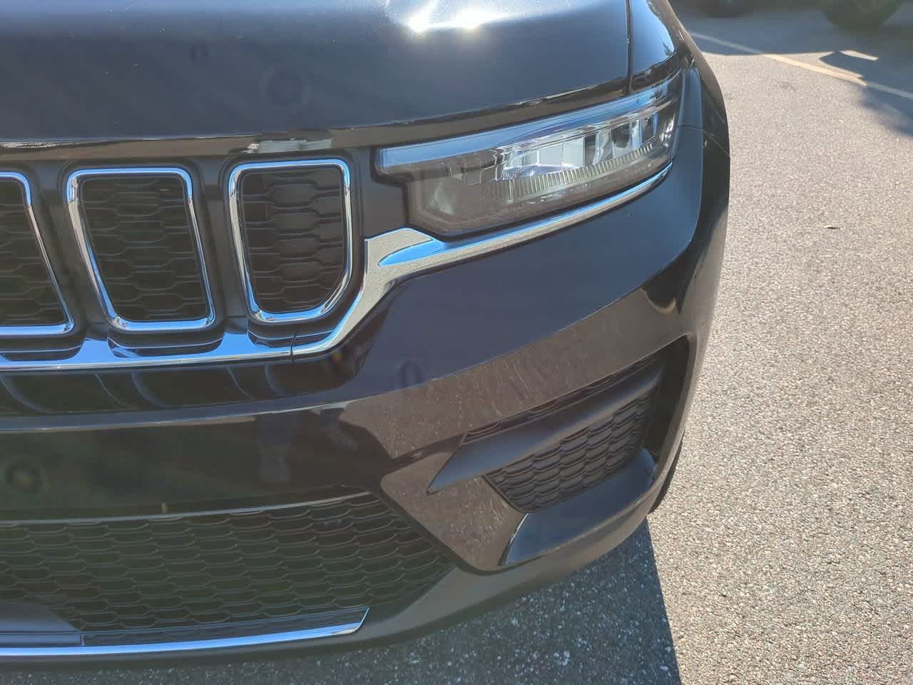 Thumbnail: 2025 Jeep Grand Cherokee - 11