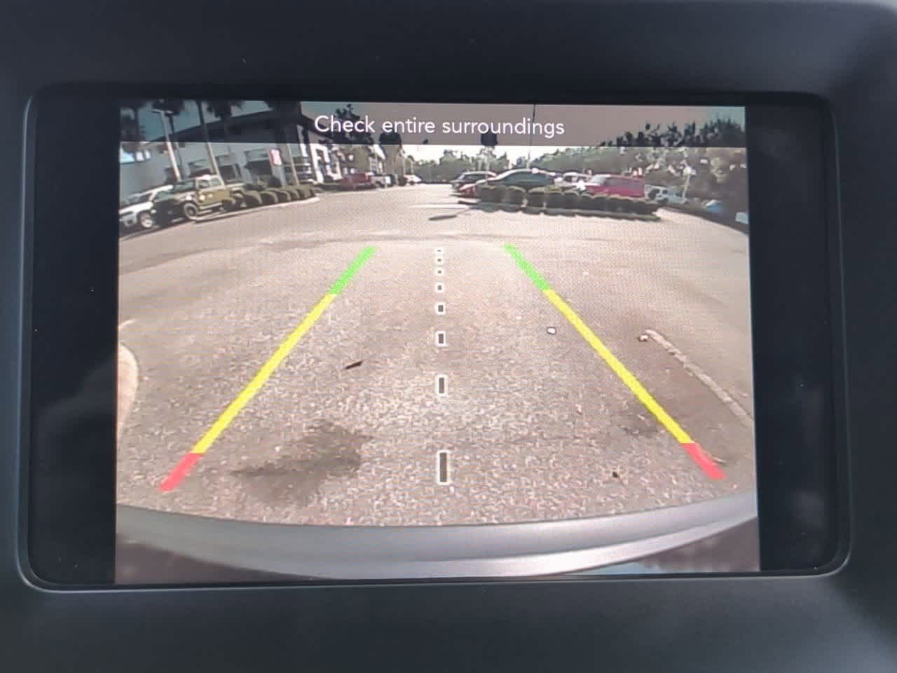 Thumbnail: 2020 Jeep Cherokee - 29