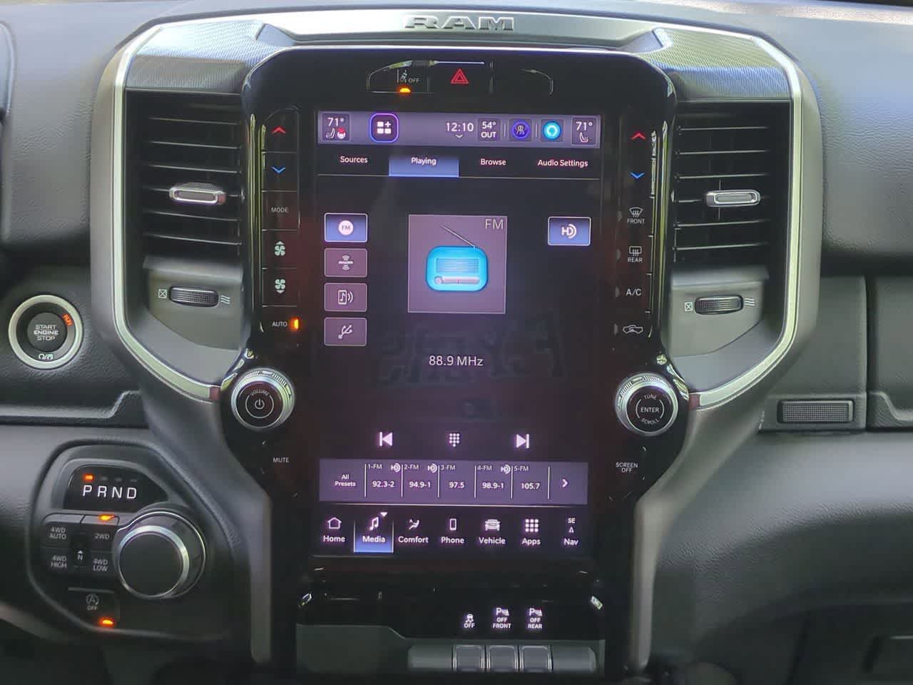 Thumbnail: 2026 RAM 1500 - 28