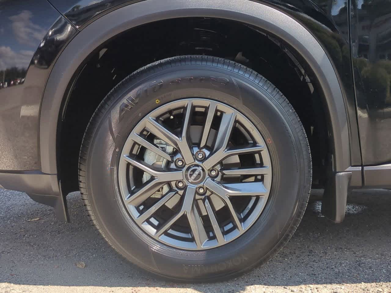 Thumbnail: 2023 Nissan Rogue - 14