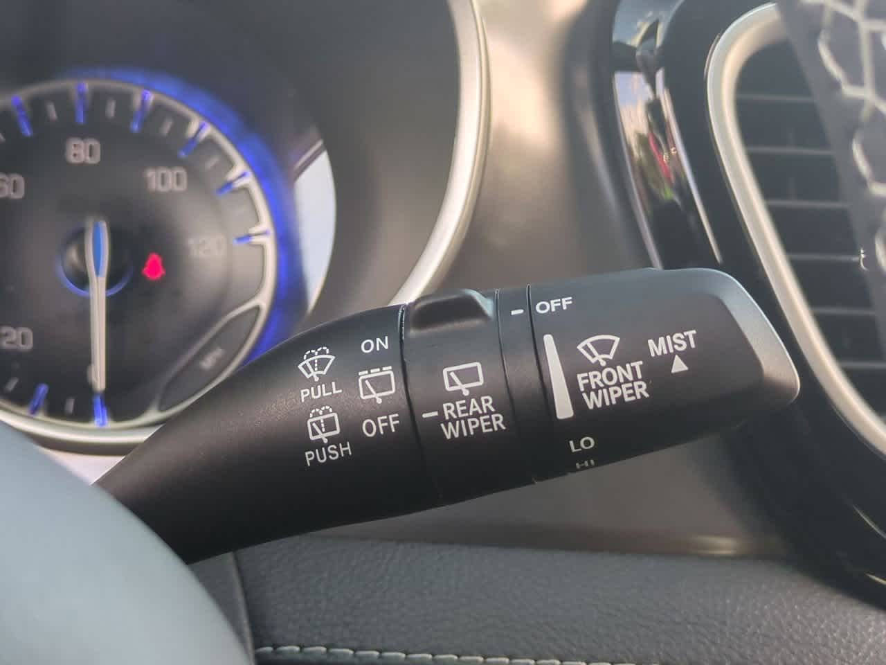 Thumbnail: 2026 Chrysler Pacifica - 26