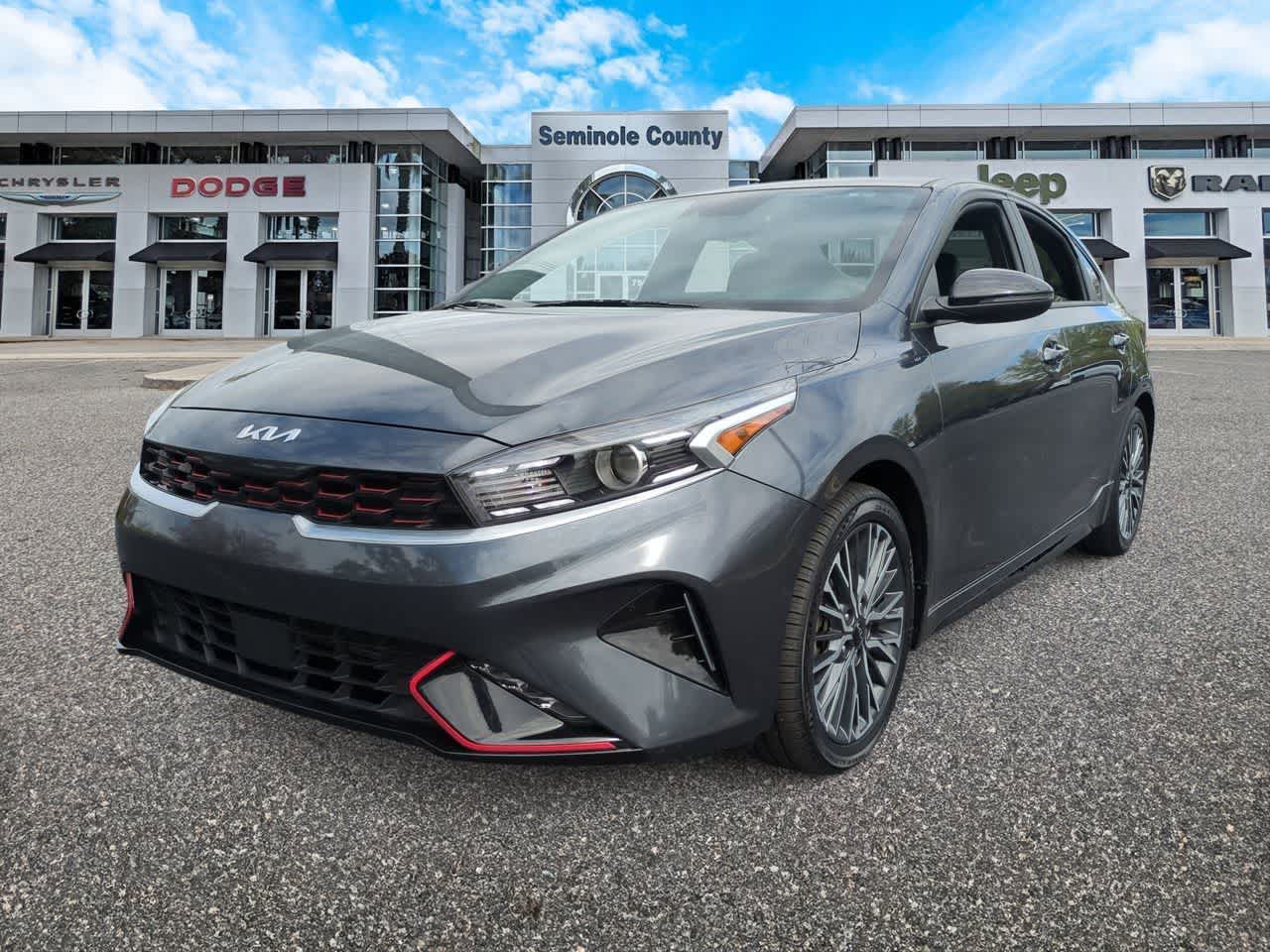 Thumbnail: 2023 Kia Forte - 4
