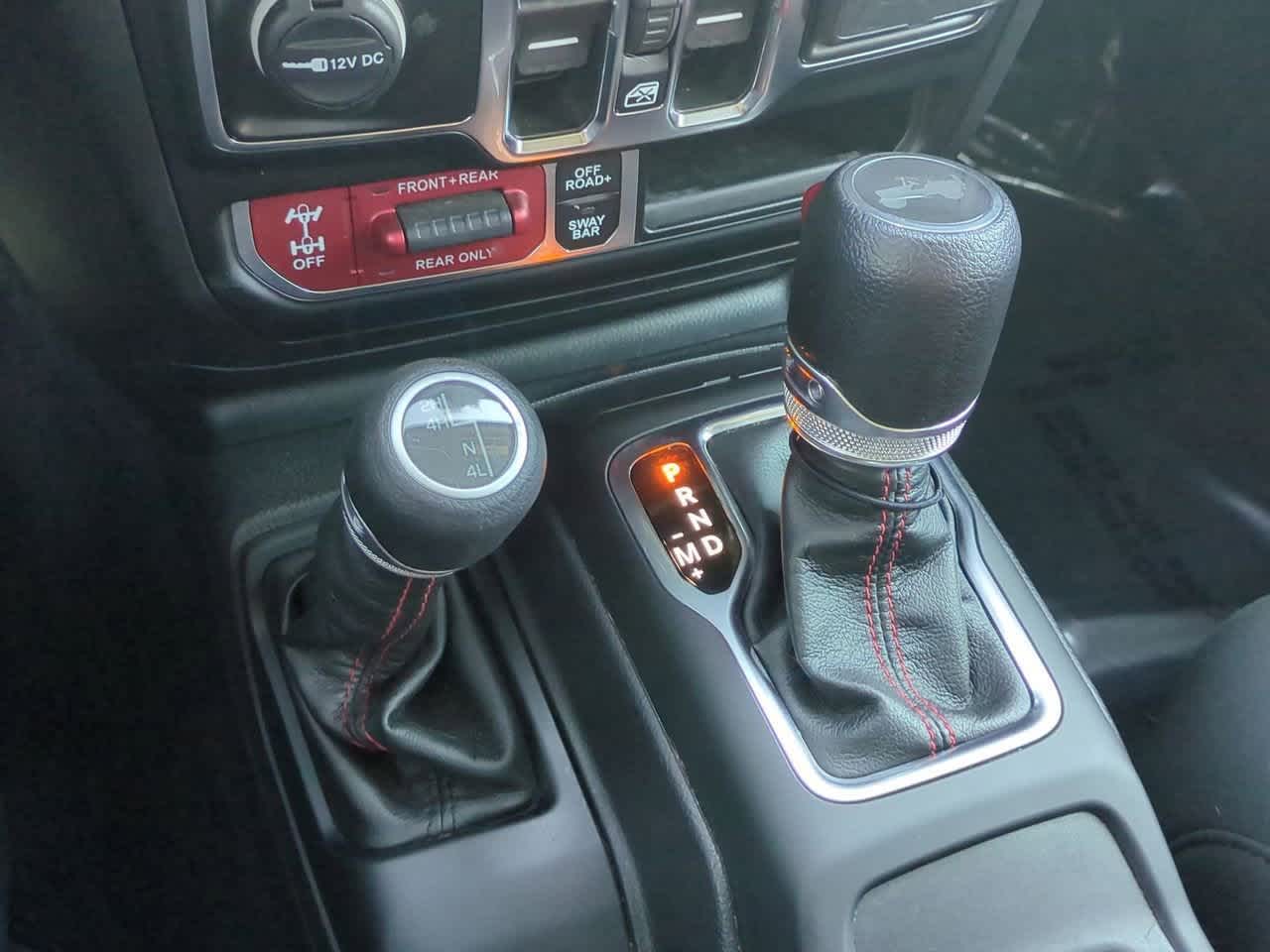 Thumbnail: 2023 Jeep Wrangler - 33