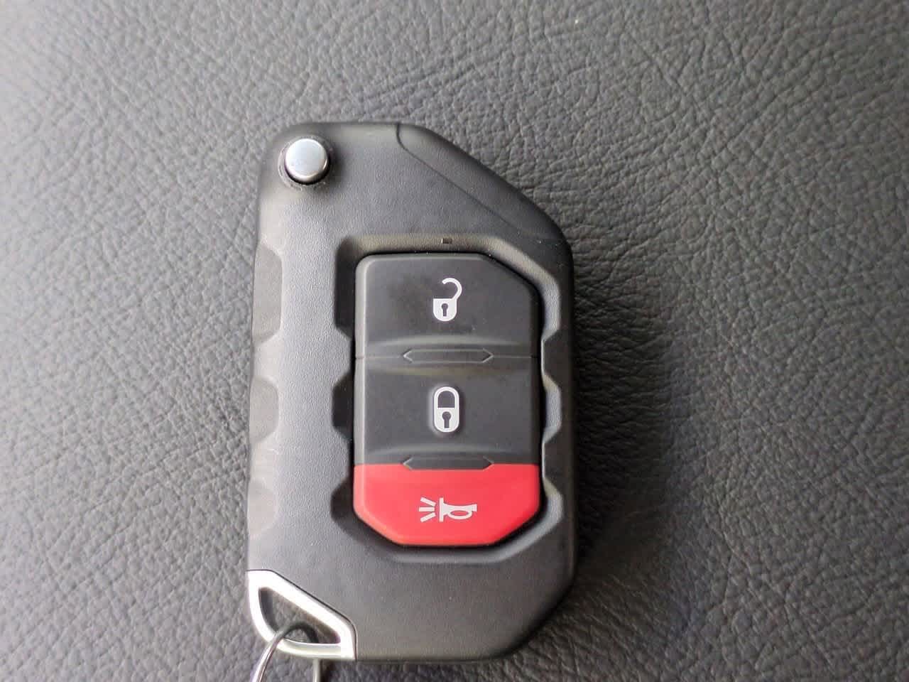 Thumbnail: 2025 Jeep Wrangler - 36