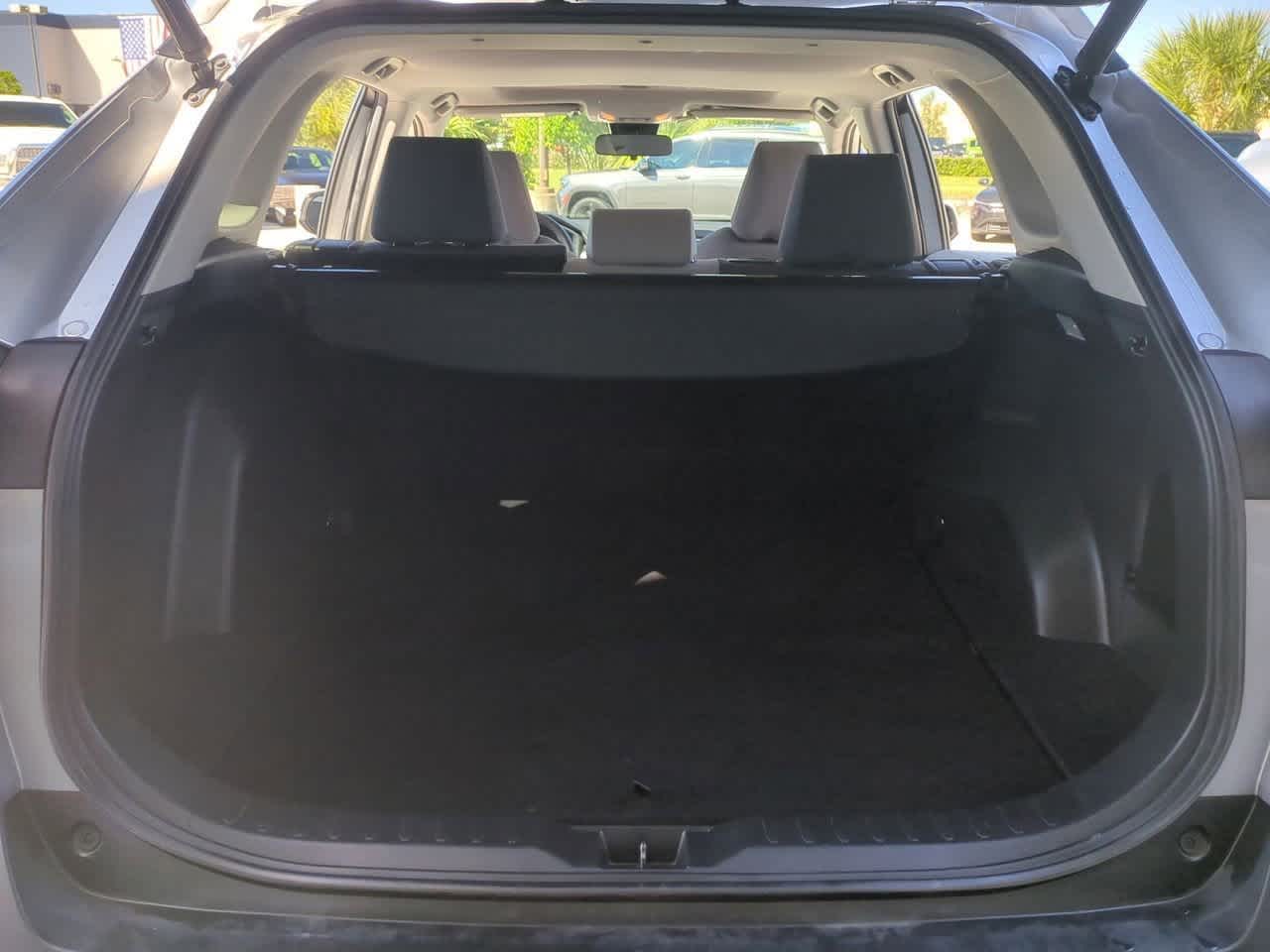 Thumbnail: 2019 Toyota RAV4 - 35