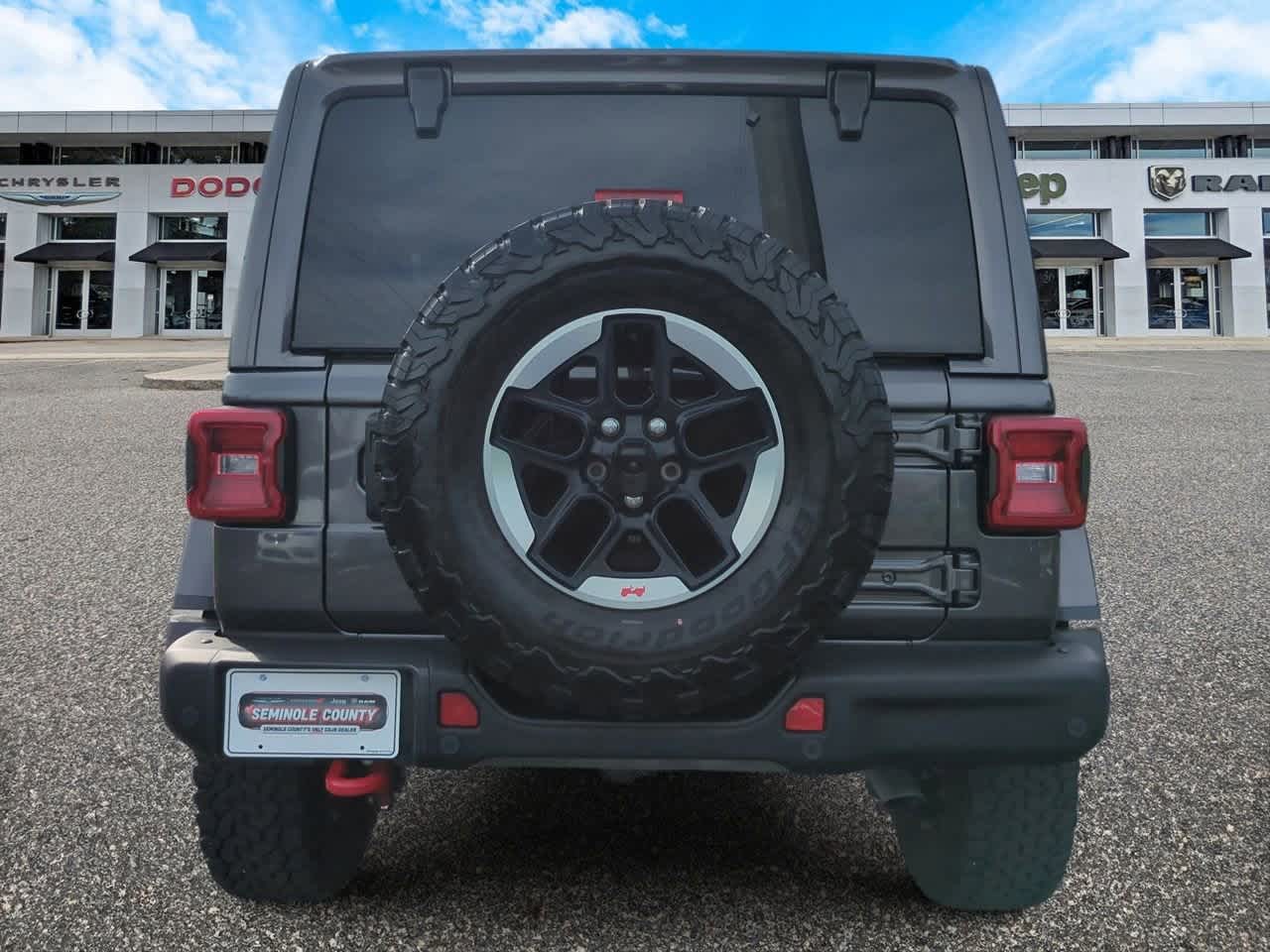 Thumbnail: 2022 Jeep Wrangler - 7