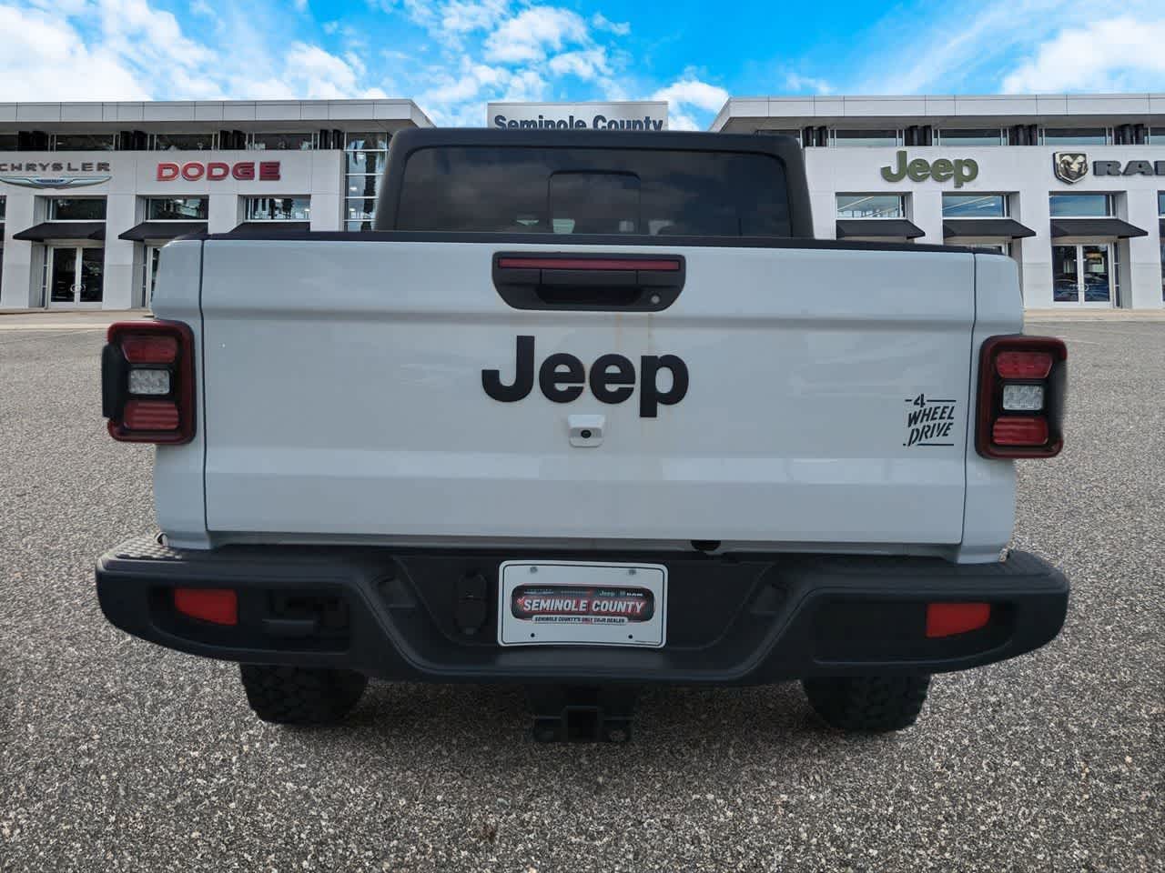 Thumbnail: 2026 Jeep Gladiator - 7