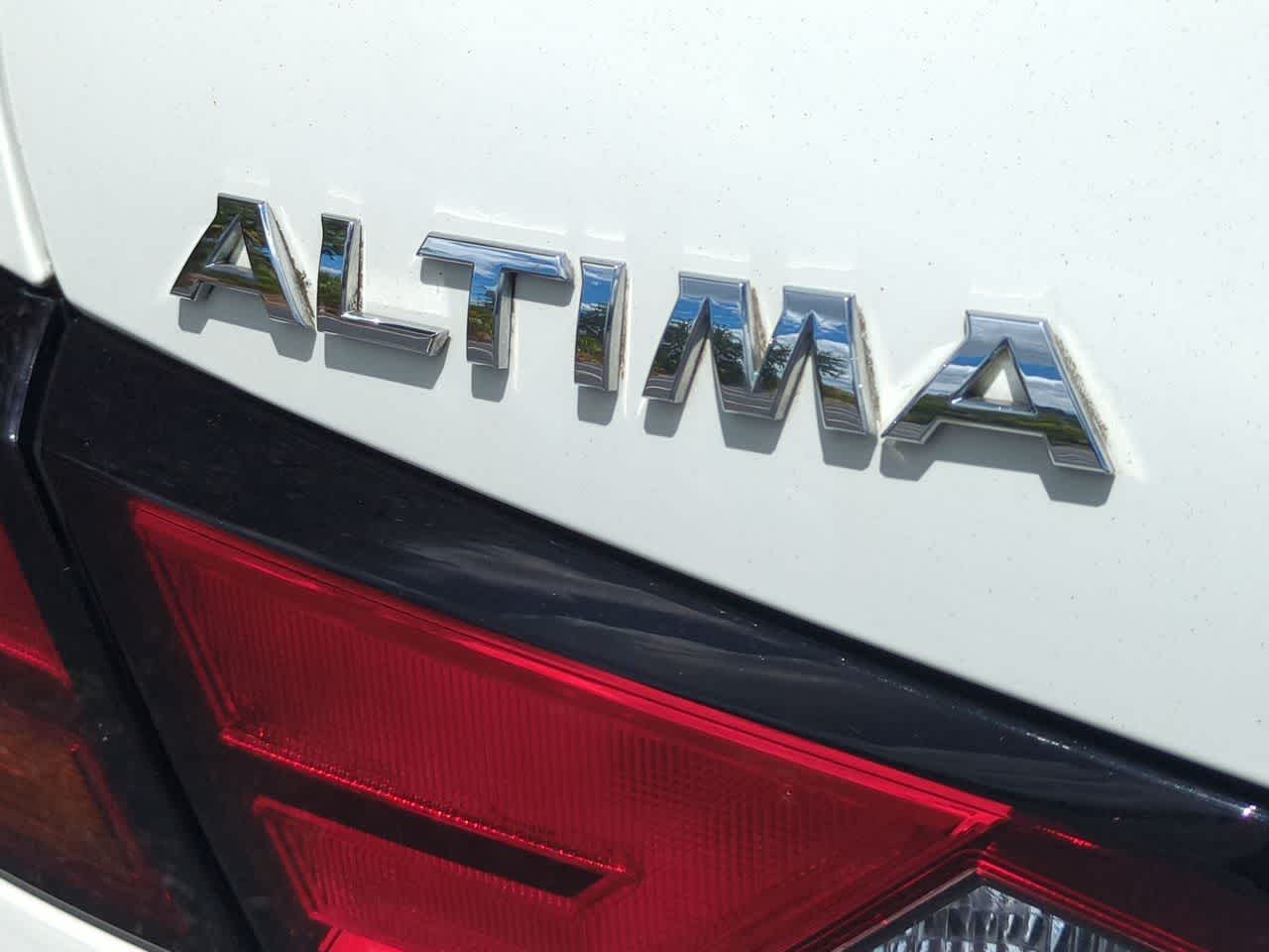 Thumbnail: 2021 Nissan Altima - 13