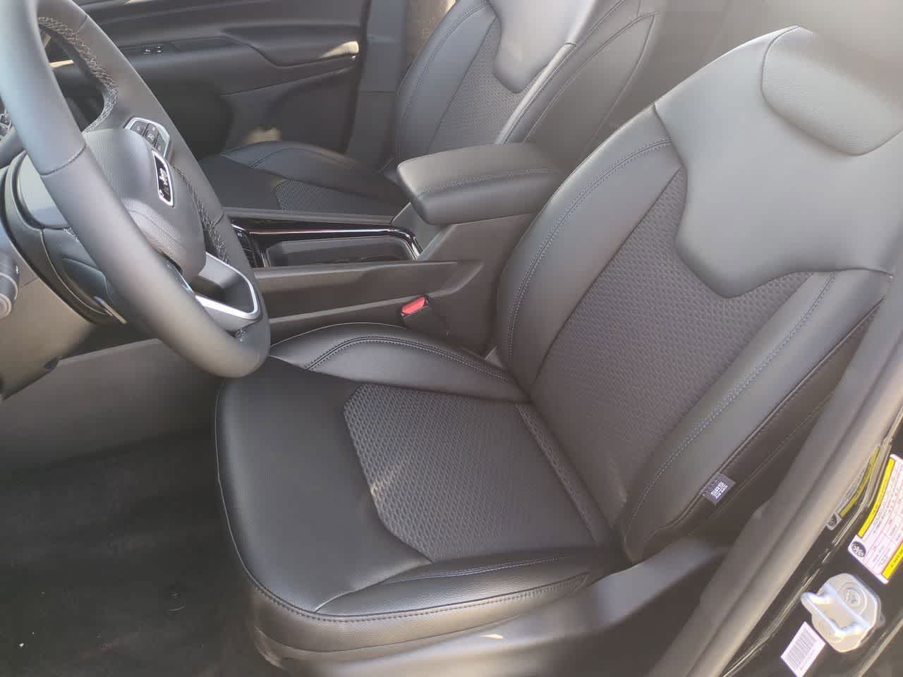 Thumbnail: 2026 Jeep Compass - 17