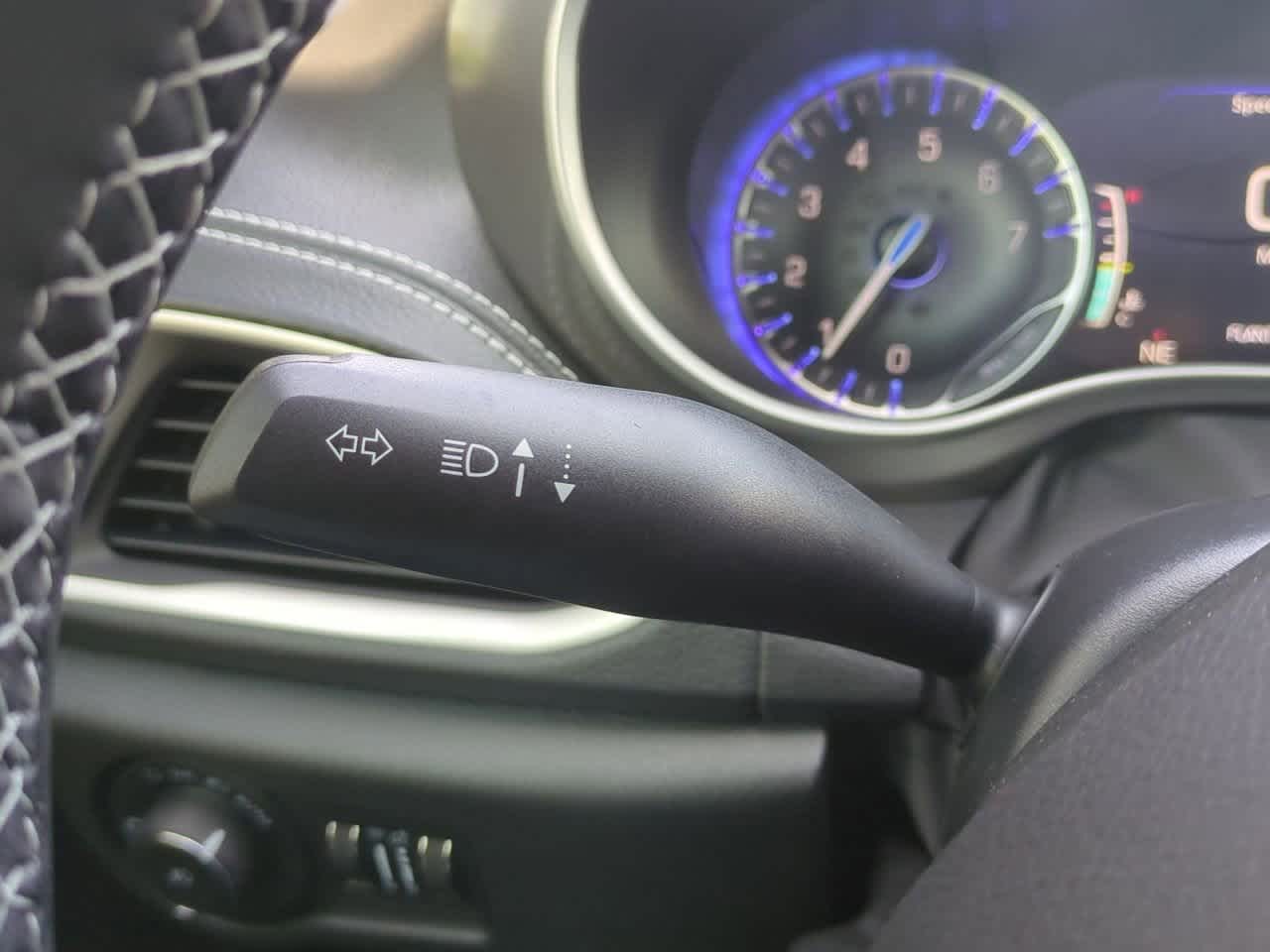 Thumbnail: 2026 Chrysler Pacifica - 27