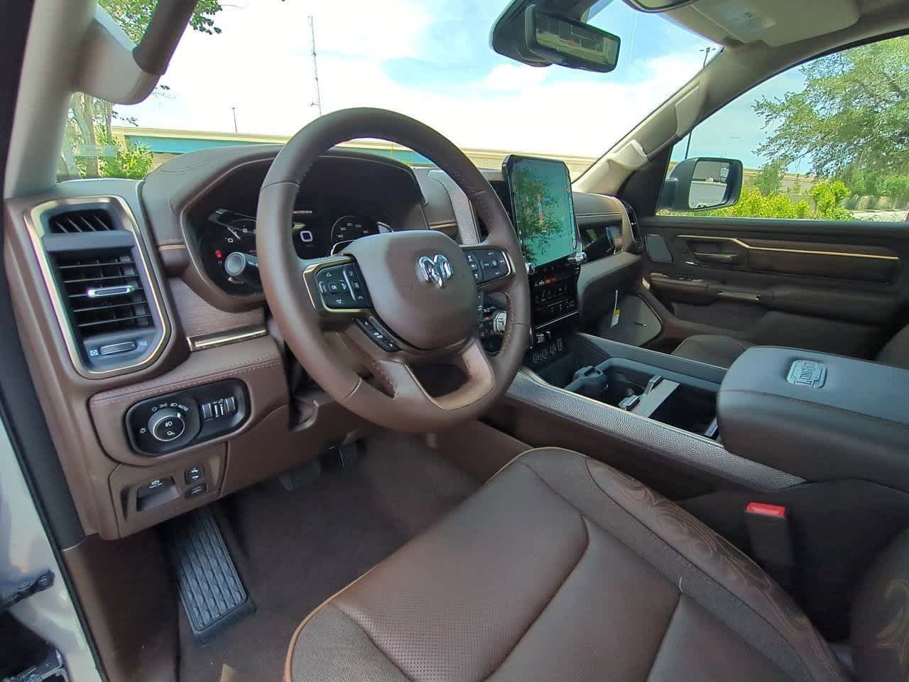 Thumbnail: 2025 RAM 1500 - 10