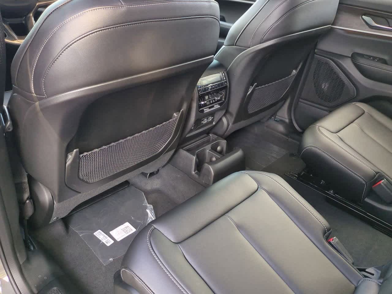 Thumbnail: 2025 Jeep Grand Cherokee L - 19