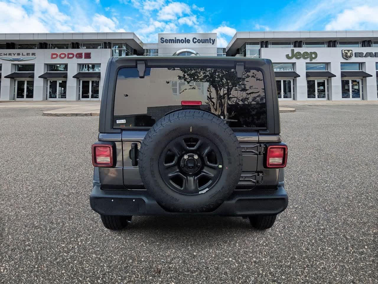 2025 Jeep Wrangler Sport 7