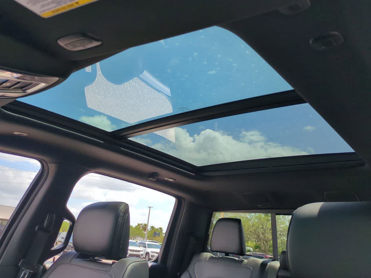 Thumbnail: 2026 RAM 1500 - 19