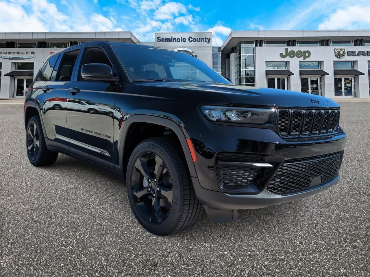Thumbnail: 2025 Jeep Grand Cherokee - 2