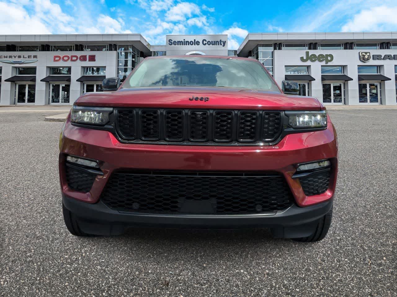 Thumbnail: 2023 Jeep Grand Cherokee - 3