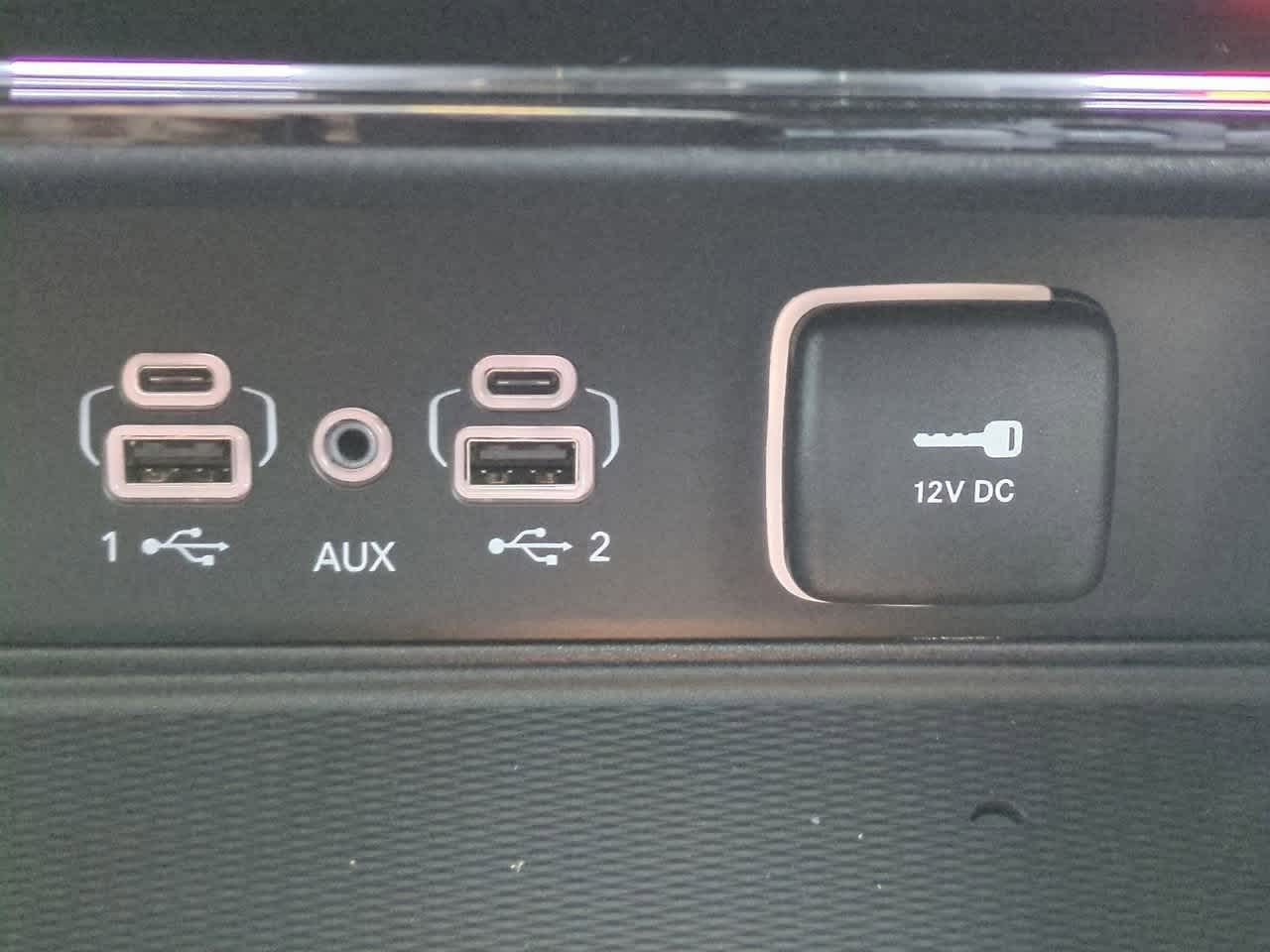 Thumbnail: 2025 Jeep Grand Cherokee - 32