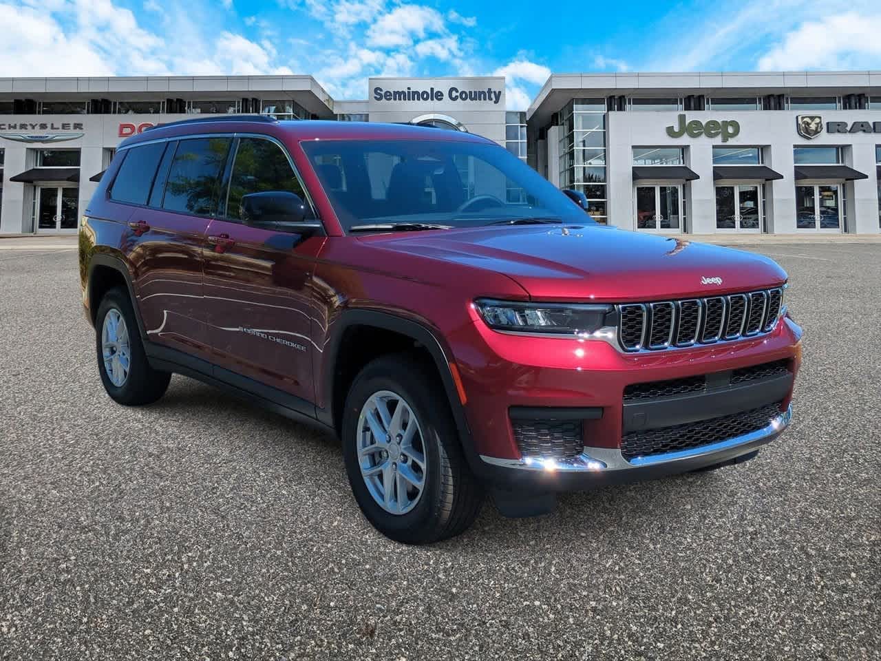 Thumbnail: 2025 Jeep Grand Cherokee L - 2