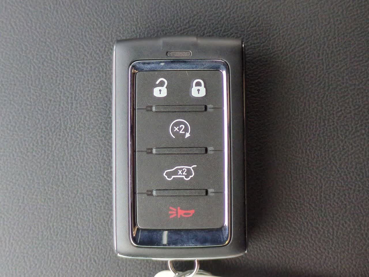 Thumbnail: 2025 Jeep Grand Cherokee - 36