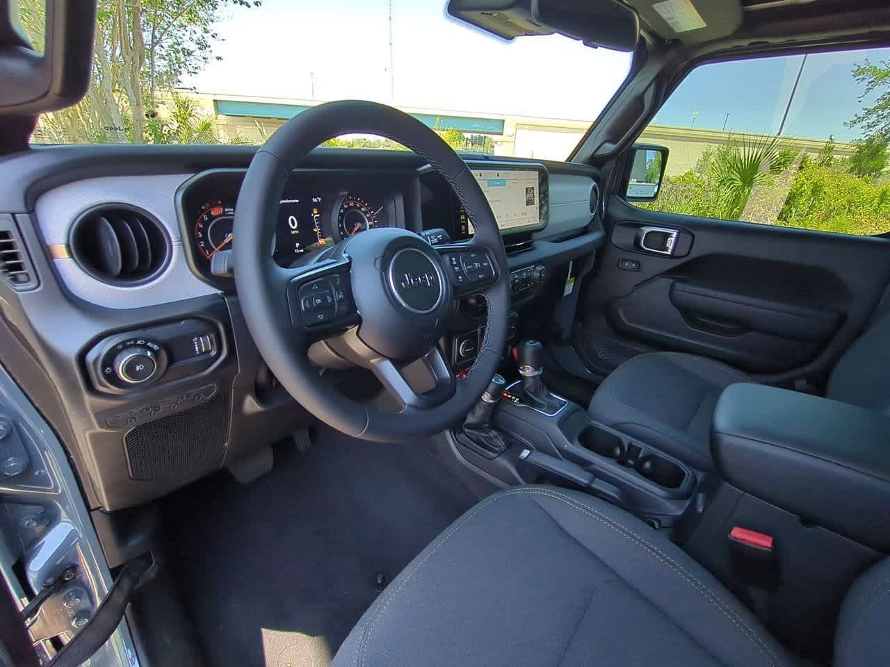 Thumbnail: 2025 Jeep Wrangler - 10
