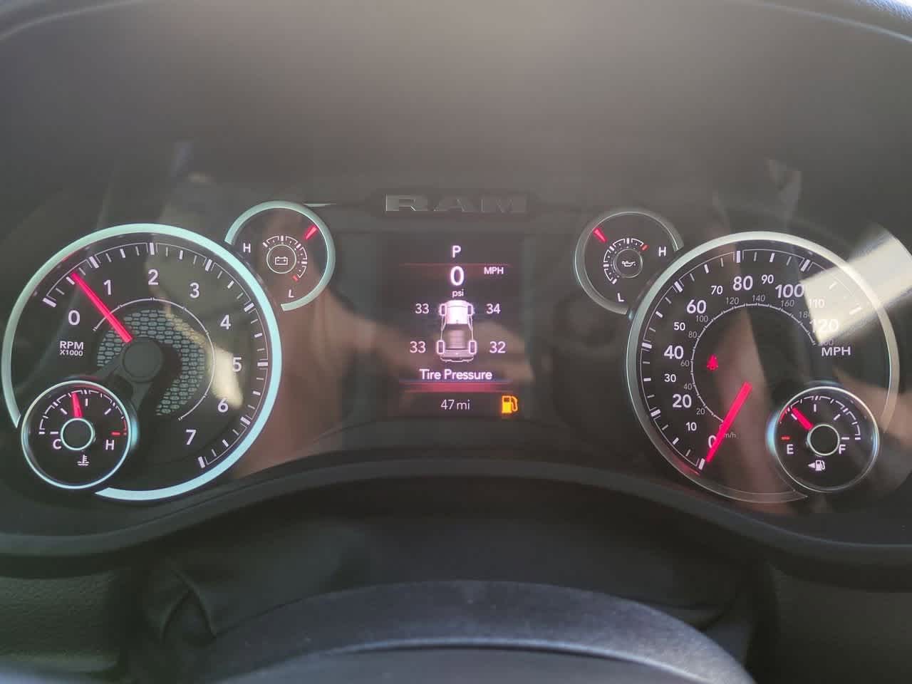 Thumbnail: 2025 RAM 1500 - 32