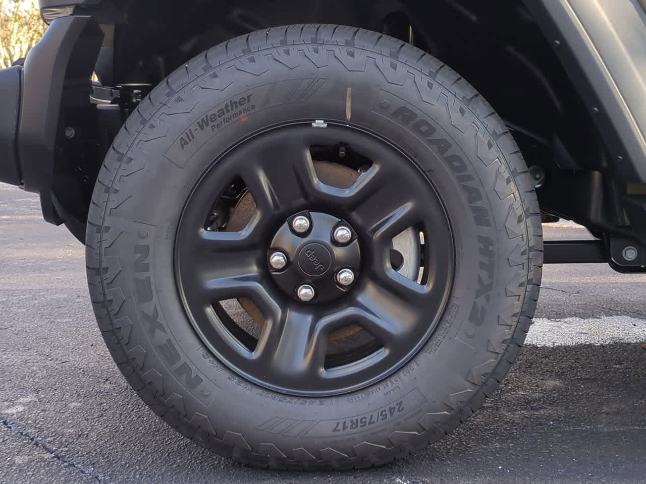 Thumbnail: 2025 Jeep Wrangler - 14