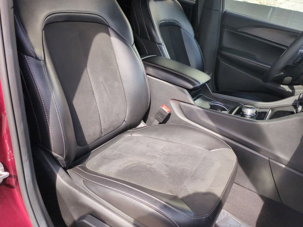 Thumbnail: 2024 Jeep Grand Cherokee - 22