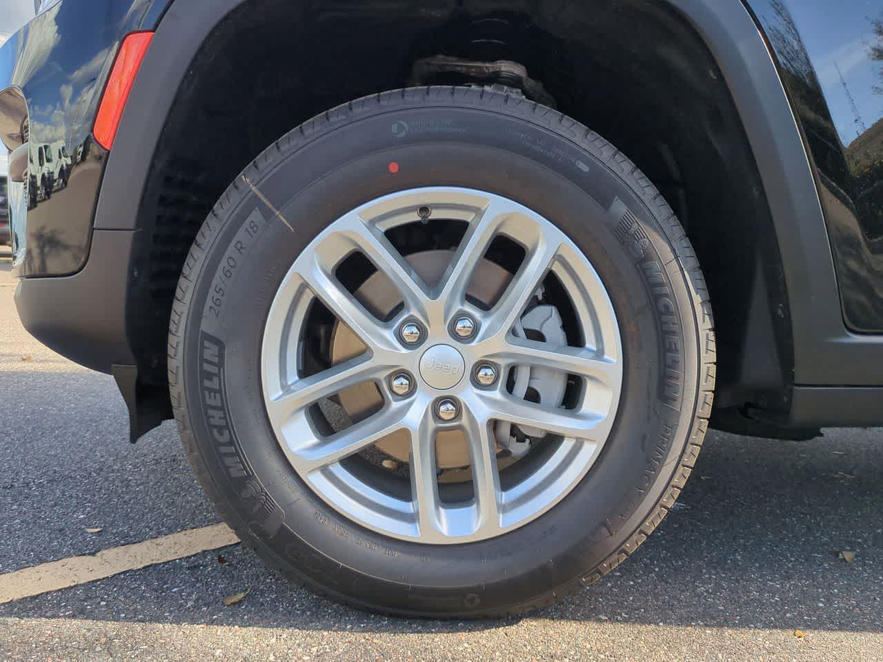 Thumbnail: 2026 Jeep Grand Cherokee - 14