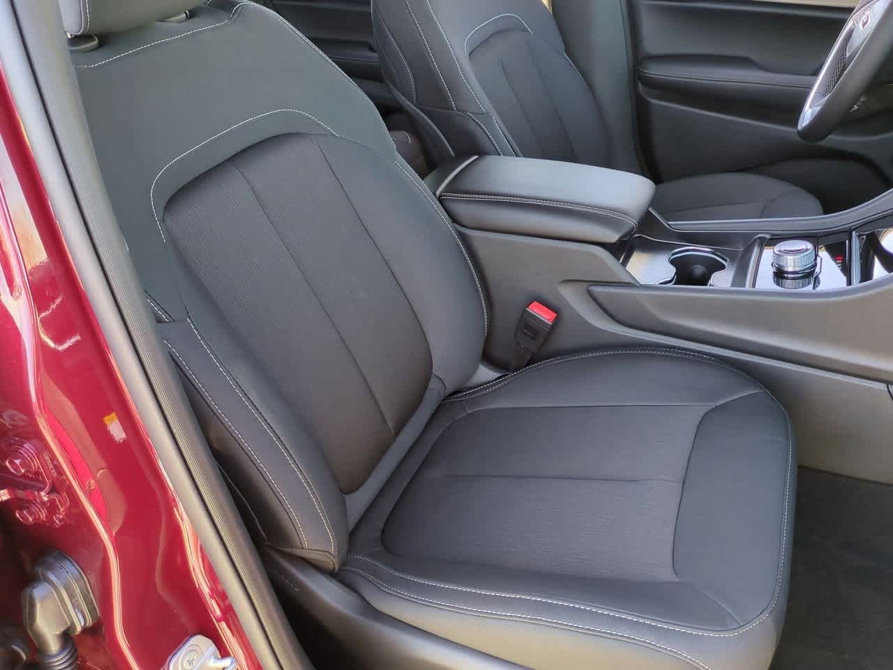 Thumbnail: 2025 Jeep Grand Cherokee - 23