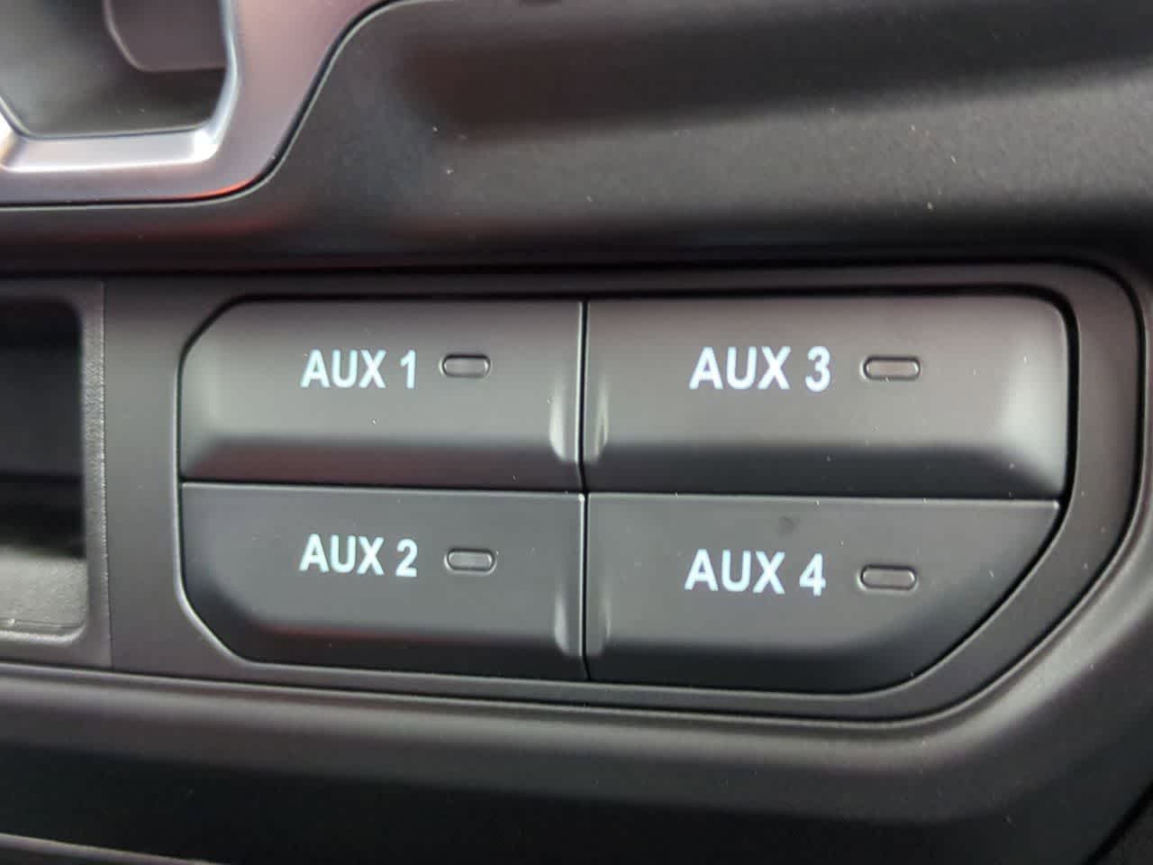 Thumbnail: 2026 Jeep Wrangler - 18