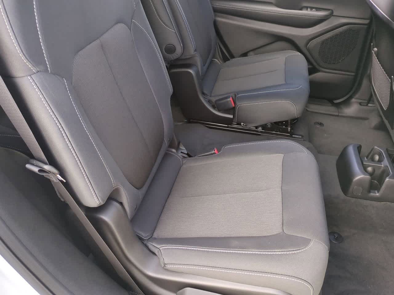 Thumbnail: 2025 Jeep Grand Cherokee L - 21