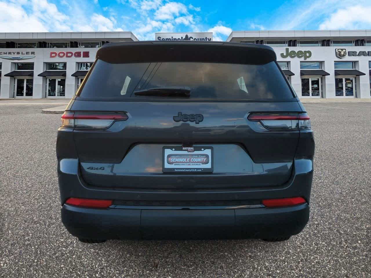 Thumbnail: 2025 Jeep Grand Cherokee L - 7