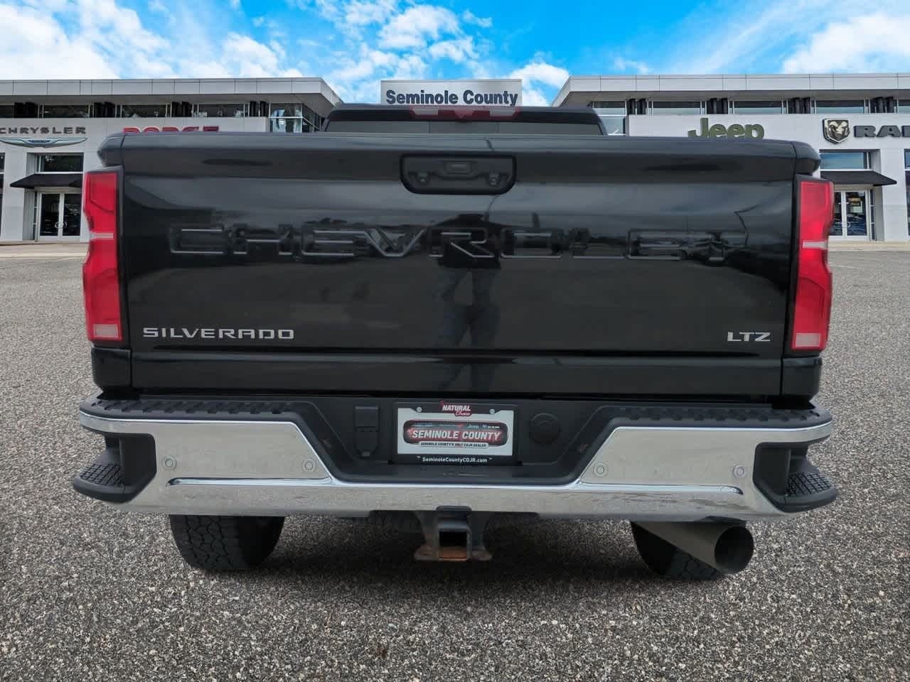 Thumbnail: 2024 Chevrolet Silverado 3500 - 7