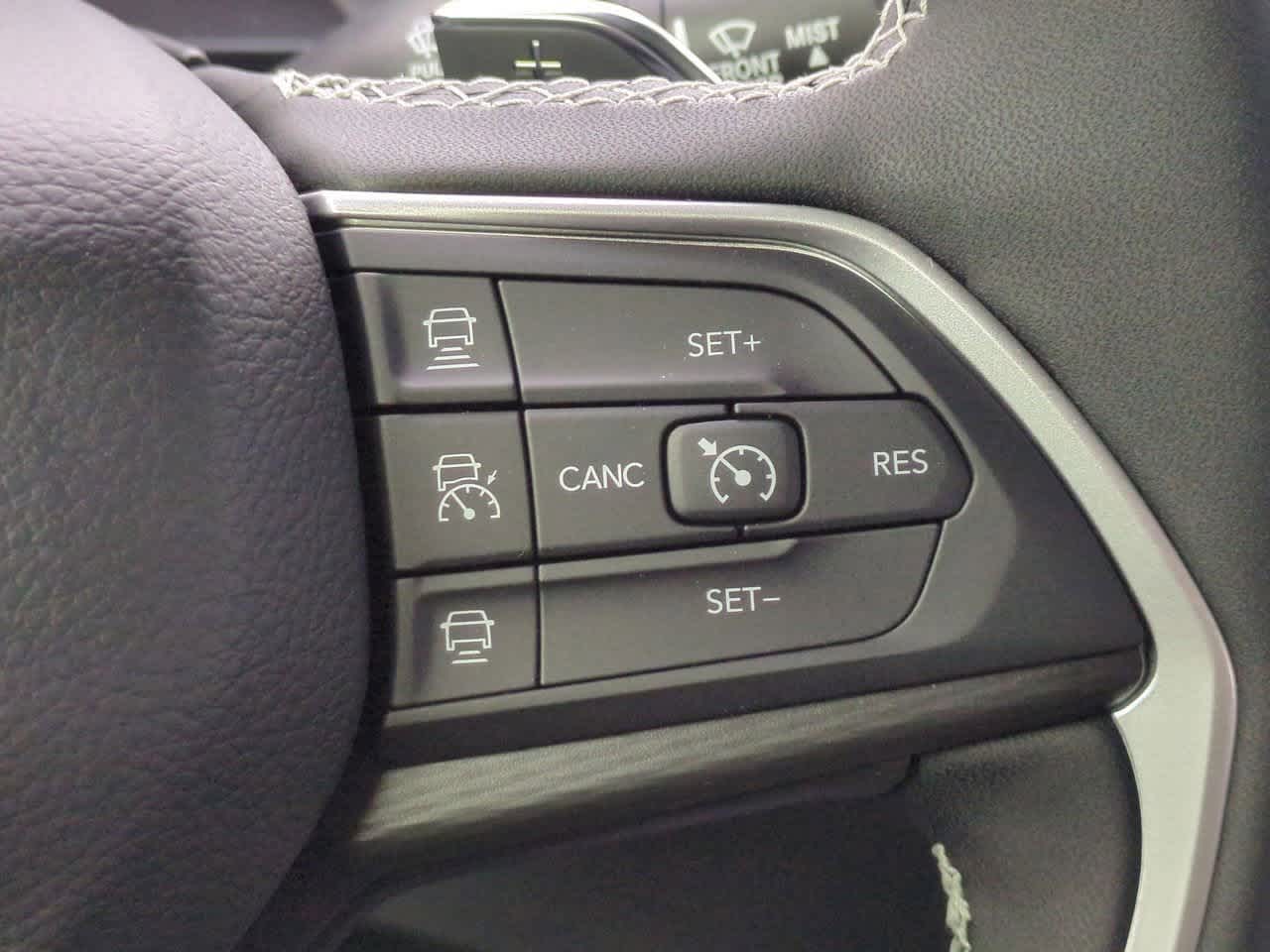 Thumbnail: 2025 Jeep Grand Cherokee - 26