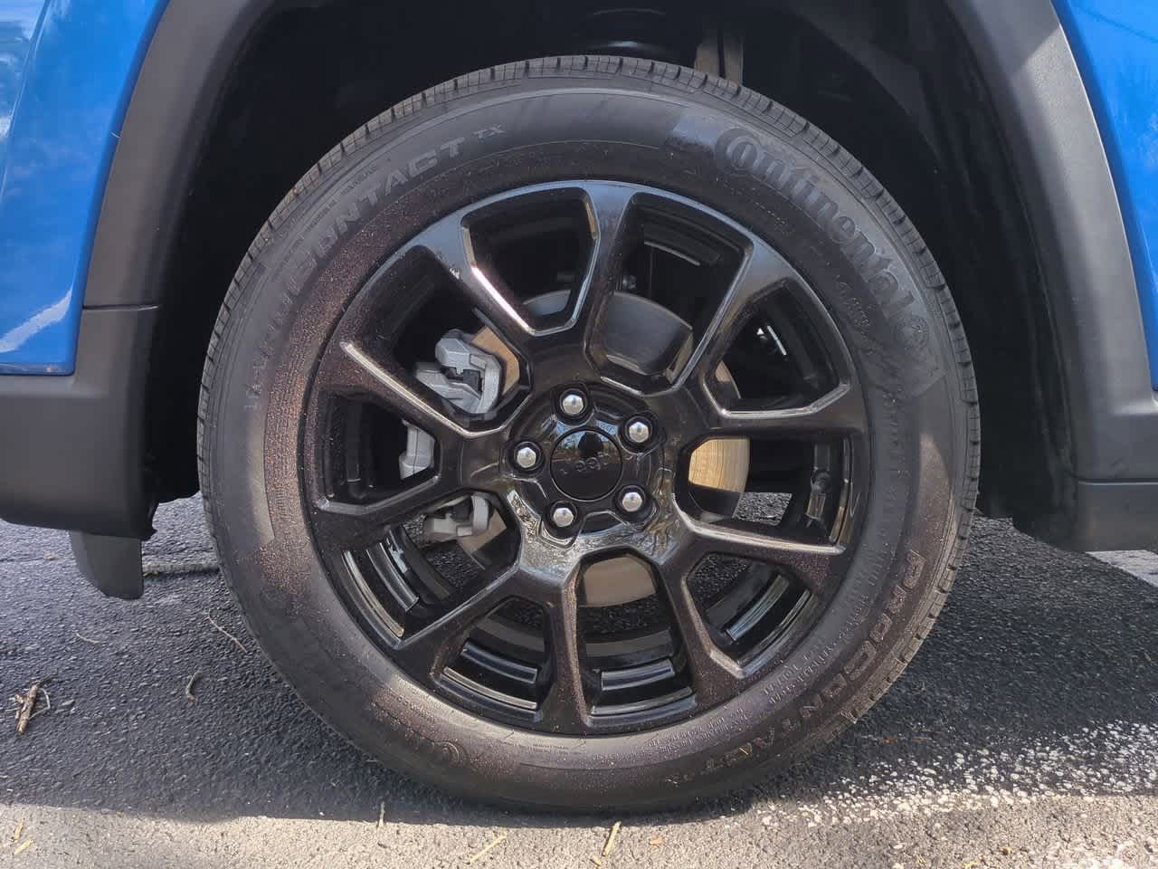 Thumbnail: 2022 Jeep Compass - 14