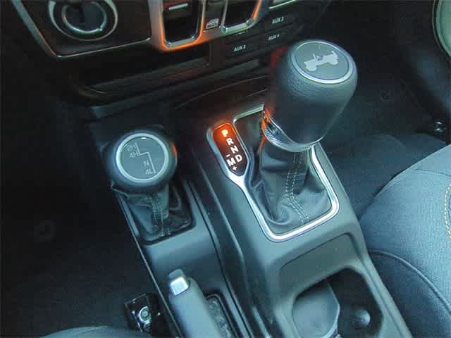 2025 Jeep Wrangler Sport S 32