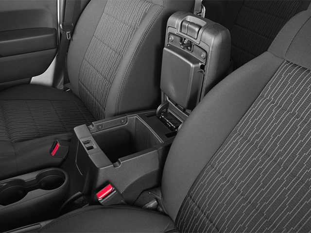 Thumbnail: 2014 Jeep Wrangler - 12