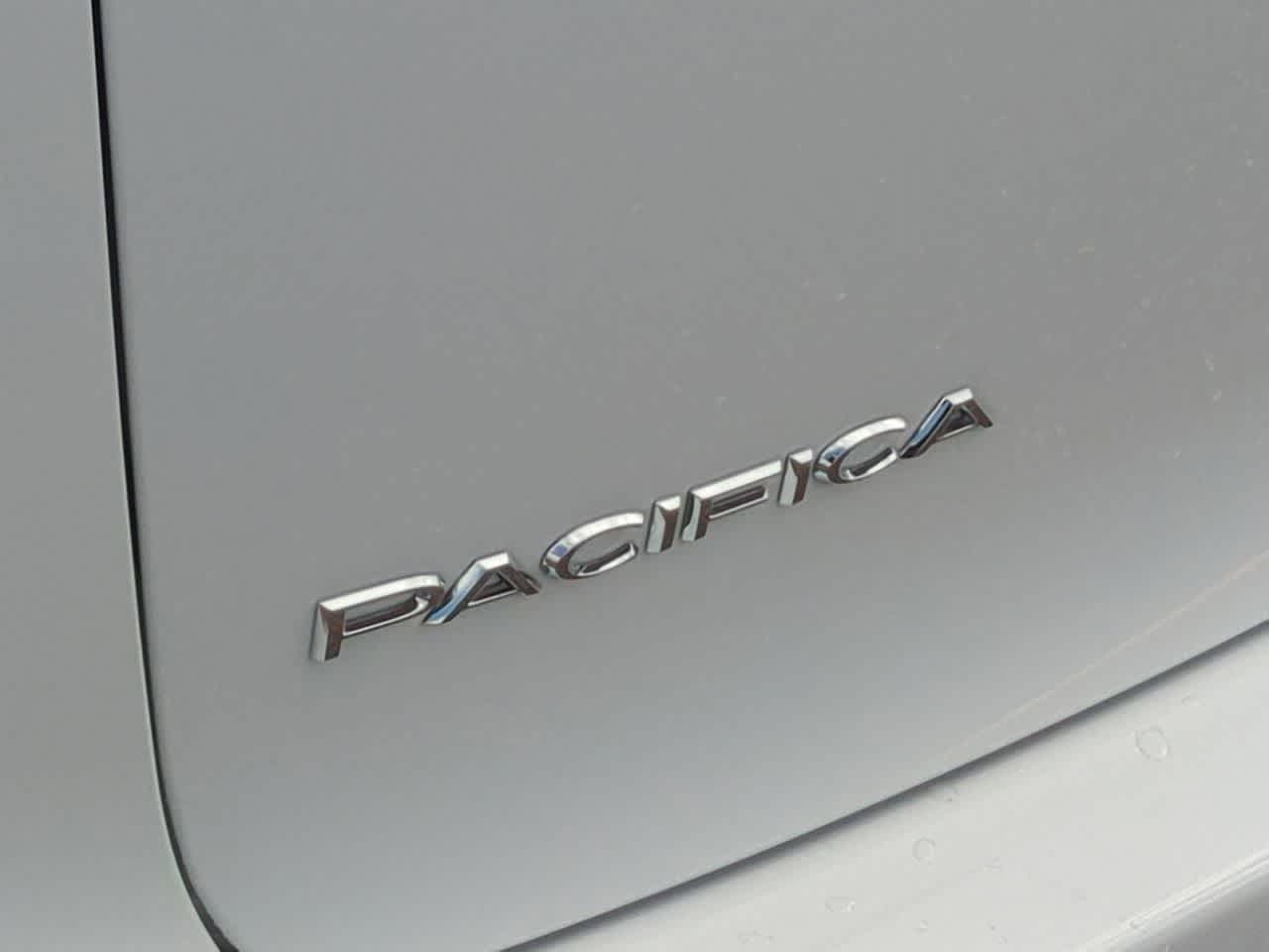 Thumbnail: 2026 Chrysler Pacifica - 13